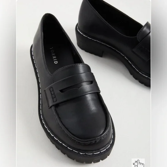 TORRID Shoes Women’s Chunky Lug Loafers Chunky Block Heel Shoes Size 10.5WW New - Picture 3 of 8
